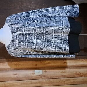 Croft and Barrow black and white checkered top XL